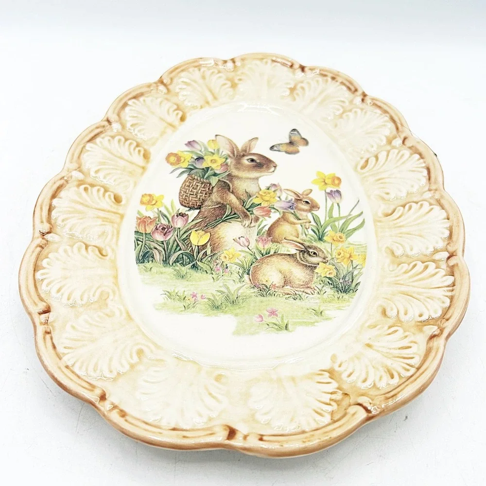 Cracker Barrel Easter Traditions Egg Shaped Small Plate Bunny Floral Egg